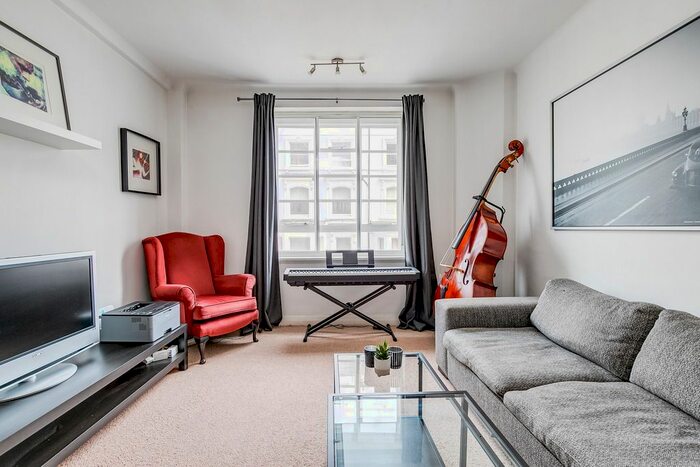 2 Bedroom Flat To Rent In Hatherley Grove, London, W2