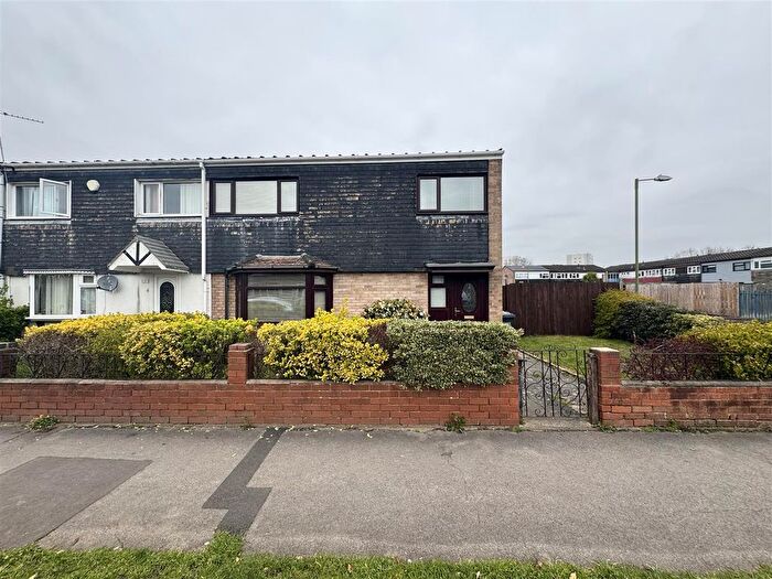 4 Bedroom End Terrace House For Sale In Dunster Road, Birmingham, B37