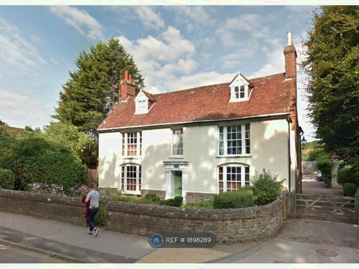 1 Bedroom Flat To Rent In Borough House, Midhurst, GU29