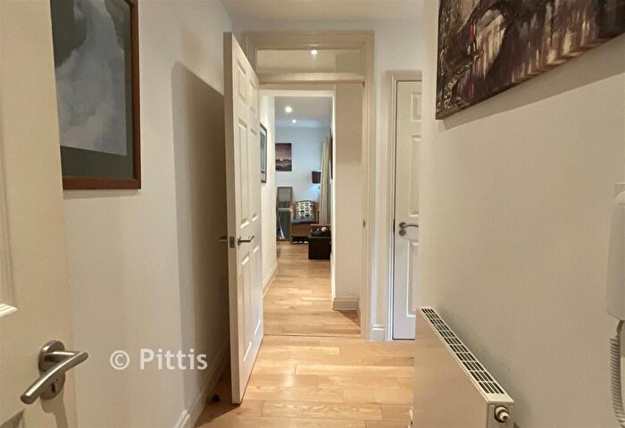 2 Bedroom Apartment For Sale In Alpine Road, Ventnor, Isle Of Wight, PO38