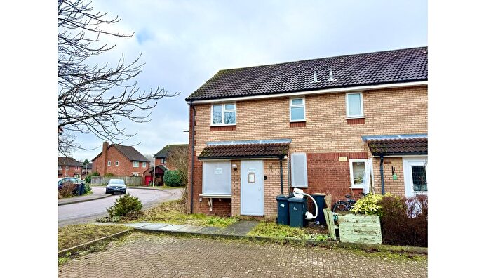 1 Bedroom Property For Sale In Honeysuckle Way, Bedford, Bedfordshire, MK41