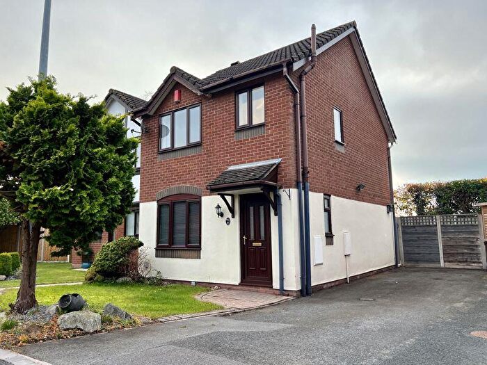 3 Bedroom Detached House To Rent In Ash Grove, West Heath, CW12