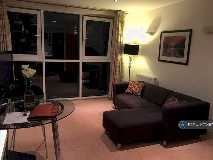 1 Bedroom Flat To Rent In Adriatic Apartments, London, E16