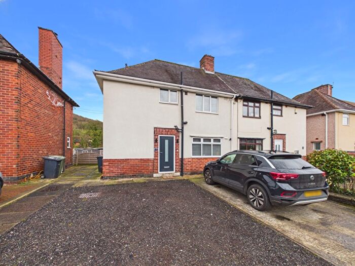 3 Bedroom Semi Detached House For Sale In Hardhurst Road, Unstone, Dronfield, Derbyshire, S18