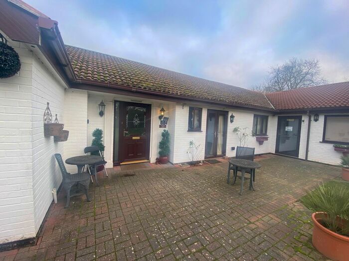 1 Bedroom Flat To Rent In Norwich Road, Mulbarton, Norwich NR14