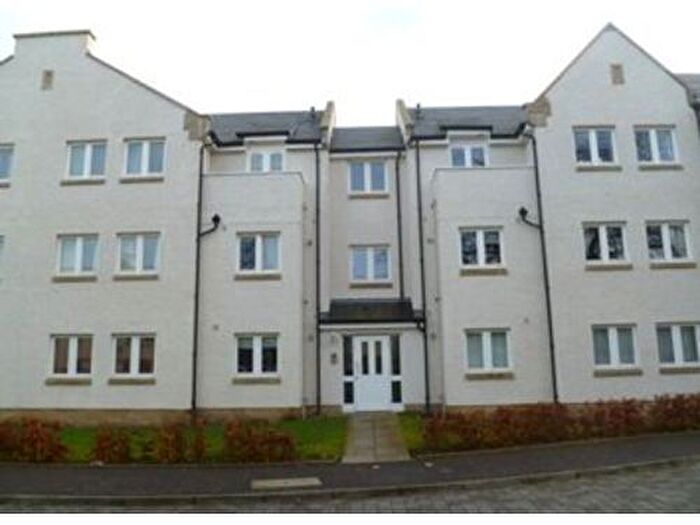 2 Bedroom Flat To Rent In St David's Gardens, Dalkeith, EH22