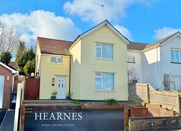 3 Bedroom Detached House For Sale In Douglas Road, Parkstone, Poole, BH12