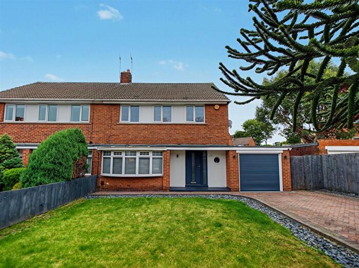 3 Bedroom Semi-Detached House For Sale In Tunstall Road, Tunstall, Sunderland, SR2