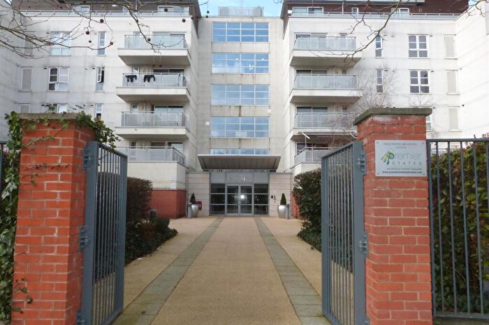 2 Bedroom Apartment To Rent In Watkin Road, Leicester, LE2