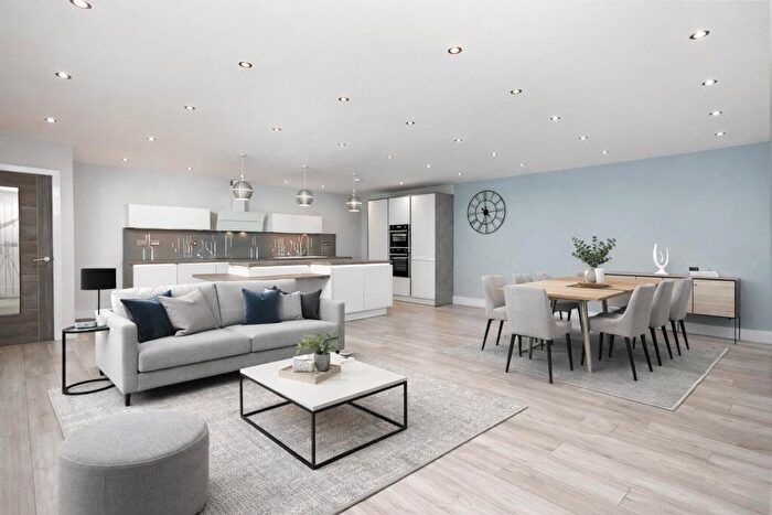 3 Bedroom Detached Bungalow For Sale In Stablefold, Mossley, OL5