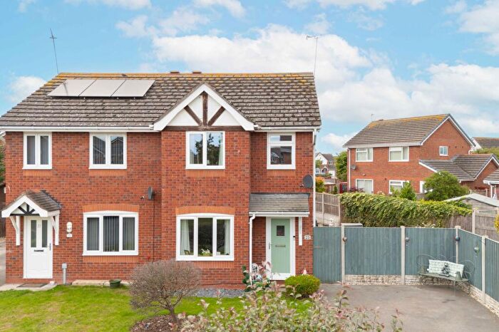3 Bedroom Semi-Detached House For Sale In Llys Dafydd, Kinmel Bay, LL18