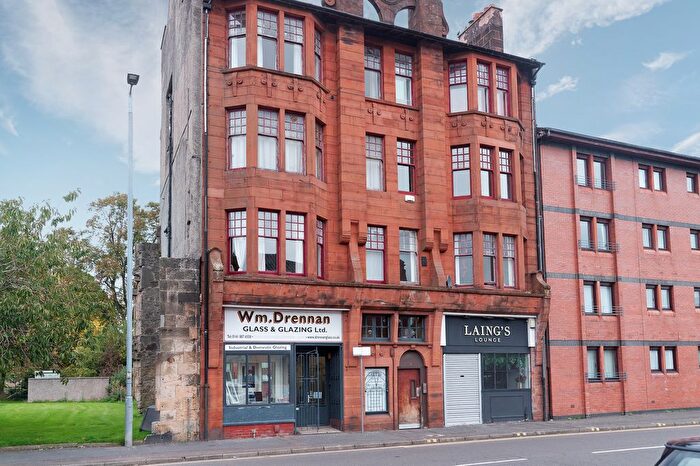 2 Bedroom Flat For Sale In / Glen Street, Paisley, PA3