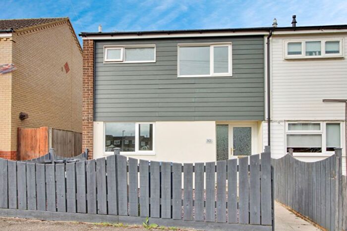 3 Bedroom Terraced House To Rent In Howitts Gardens, St. Neots, PE19