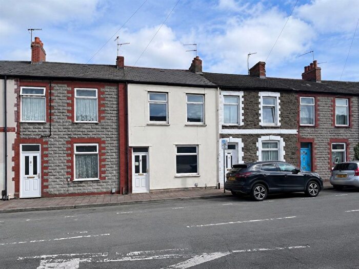 3 Bedroom Property To Rent In Pearl Street, Splott, Cardiff, CF24
