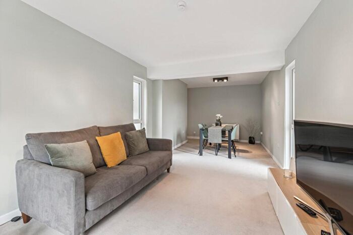 1 Bedroom Apartment For Sale In Lethington Avenue, Shawlands, Glasgow, G41
