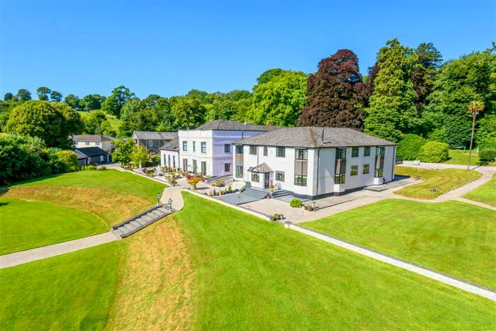 3 Bedroom Flat For Sale In Grenofen, Tavistock, PL19