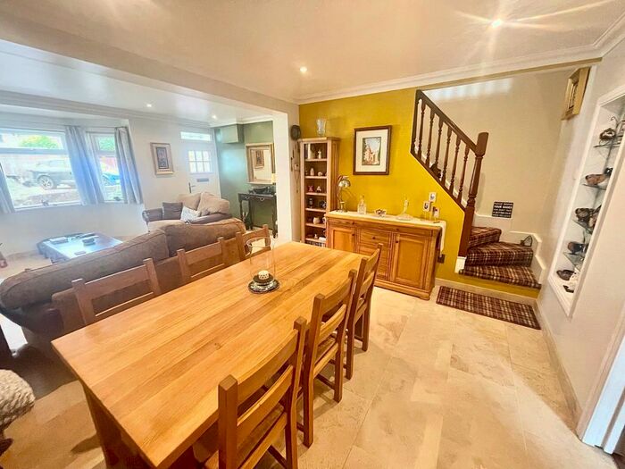 2 Bedroom End Of Terrace House For Sale In The Highway, New Inn