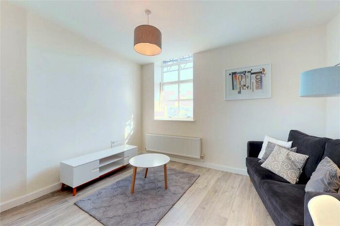 1 Bedroom Flat To Rent In Tower House, Lewisham, SE13