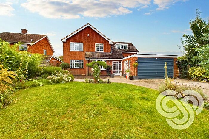 4 Bedroom Detached House For Sale In Chestnut Lane, Barton-in-Fabis, NG11