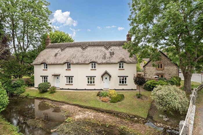 3 Bedroom Semi-Detached House For Sale In Rectory Road, Piddlehinton, Dorchester, DT2