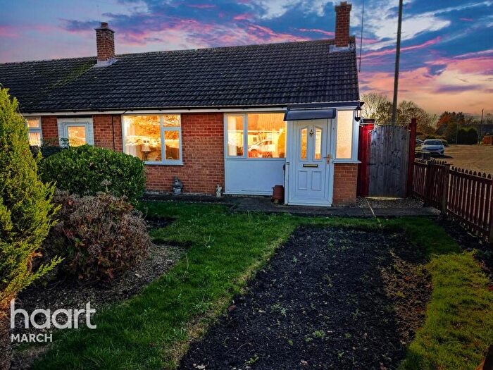 1 Bedroom Bungalow For Sale In Meadow Way, Wimblington, PE15