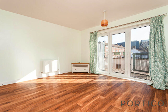 1 Bedroom Flat To Rent In Havisham Apartments, Grove Crescent Road, E15