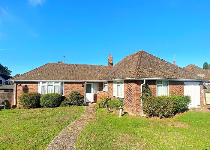 2 Bedroom Bungalow For Sale In The Highlands, Bexhill-On-Sea, TN39