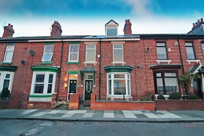 4 Bedroom Terraced House For Sale In Park Road, Blyth, NE24