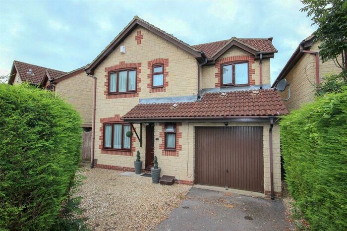 4 Bedroom Detached House To Rent In The Park, Bradley Stoke, Bristol, BS32