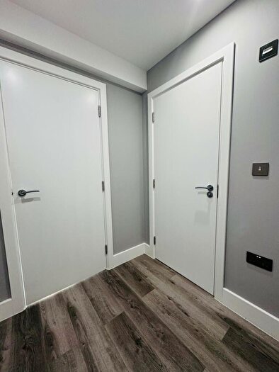Apartment To Rent In Barley Way Fleet, GU51