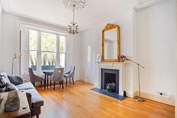 1 Bedroom Flat To Rent In Redcliffe Road, London, SW10