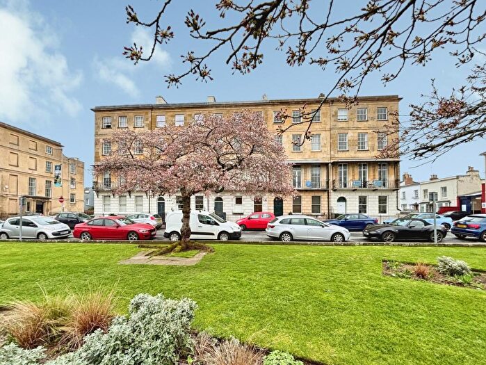 1 Bedroom Apartment For Sale In Berkeley Place, Cheltenham, Gloucestershire, GL52