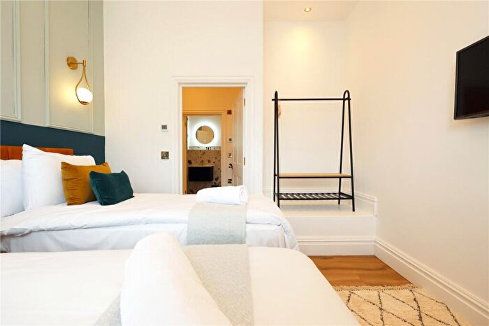2 Bedroom Apartment To Rent In Grosvenor Road, Bristol, BS2