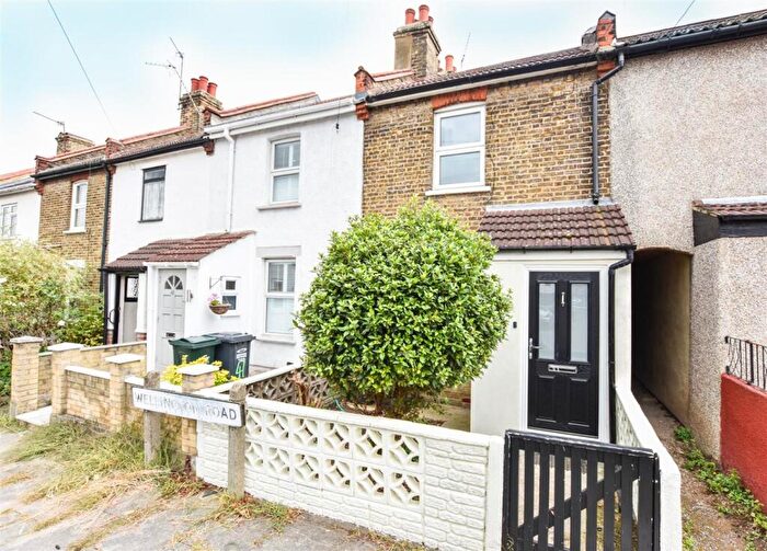 3 Bedroom Terraced House To Rent In Wellington Road, Dartford, Kent, DA1