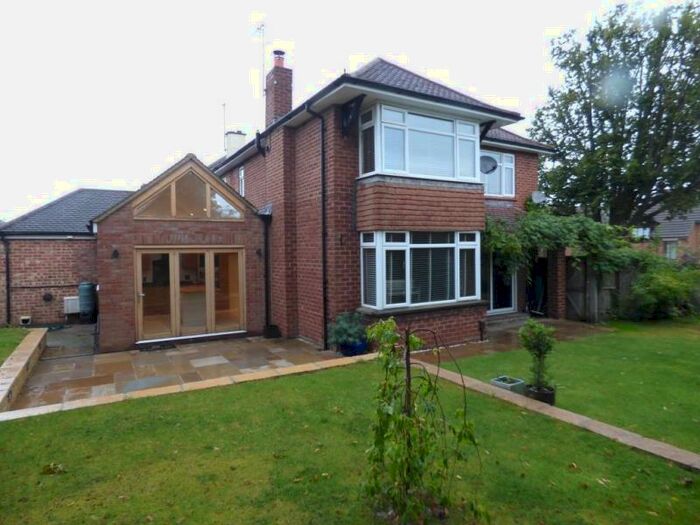 4 Bedroom Detached House To Rent In Lansdown Road, Gloucester, GL1