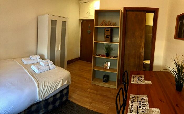 1 Bedroom Studio To Rent In Aldersgate Street, London, Greater London, EC1A