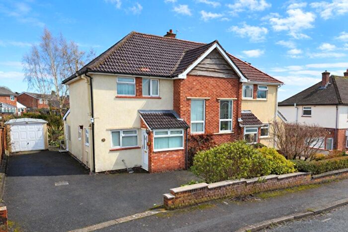 3 Bedroom Semi Detached House For Sale In Kimberley Drive, Lydney, Gloucestershire, GL15