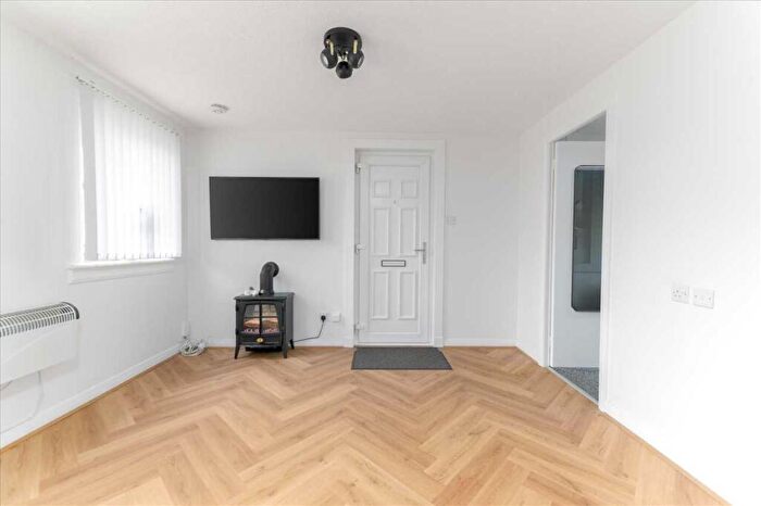 1 Bedroom Apartment For Sale In Morlich Court, Dalgety Bay, KY11