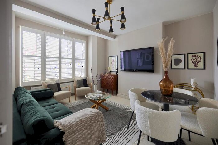 3 Bedroom Flat To Rent In Spezia Road, London, NW10