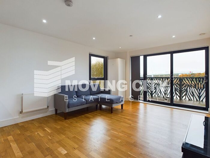 2 Bedroom Flat For Sale In Cityview Point, Leven Road, E14