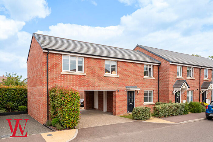 2 Bedroom Coach House For Sale In Boswell Street, Bishop's Stortford, Hertfordshire, CM23