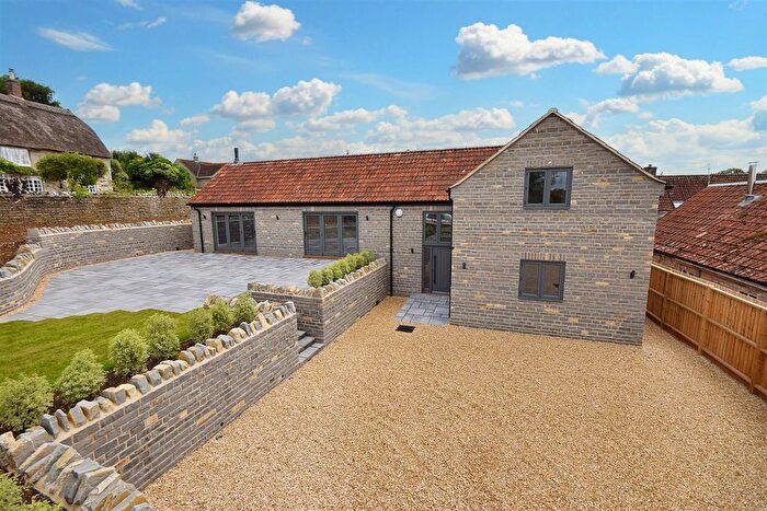 3 Bedroom Detached House For Sale In Pitney, Langport, TA10
