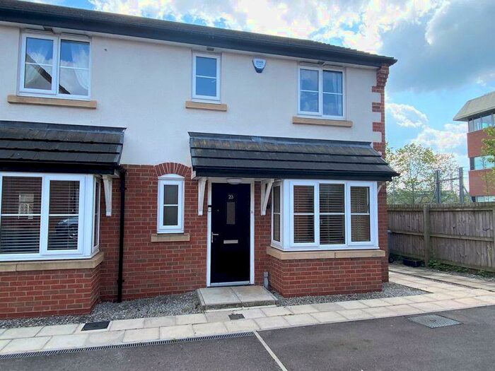 3 Bedroom House For Sale In Severn Way, Holmes Chapel, CW4
