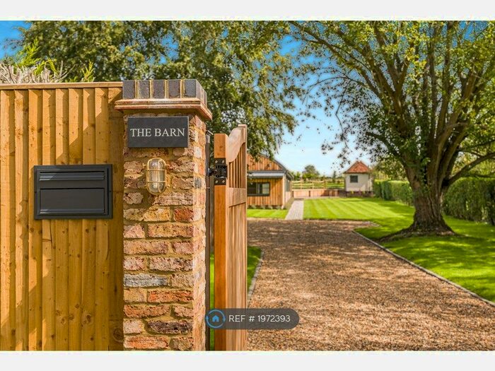 3 Bedroom Detached House To Rent In Burtons Lane, Little Chalfont, HP8