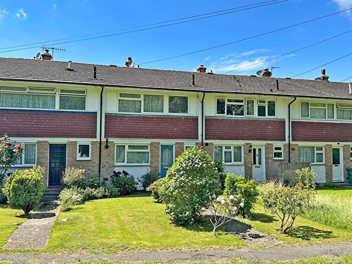 3 Bedroom Terraced House For Sale In Hampton Road, Redhill, RH1