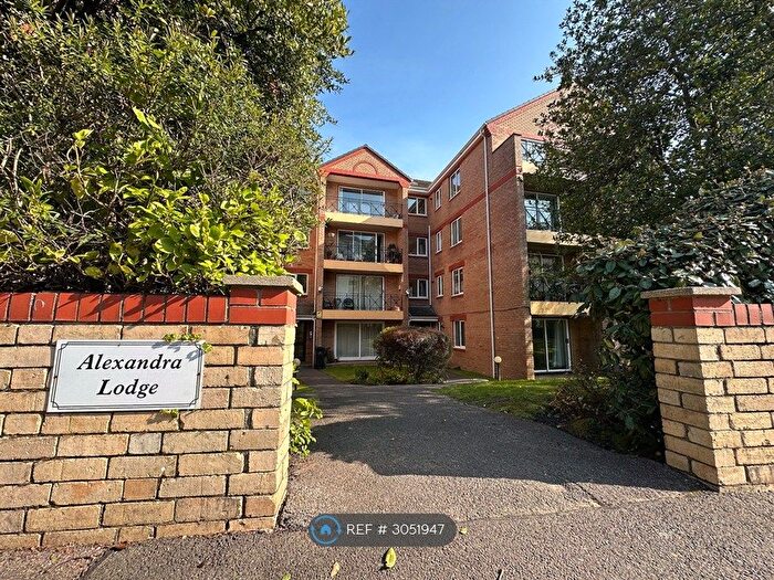 2 Bedroom Flat To Rent In Alexandra Lodge, Bournemouth, BH1