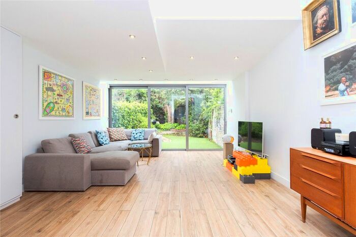 4 Bedroom Terraced House To Rent In Crane Grove, London, N7