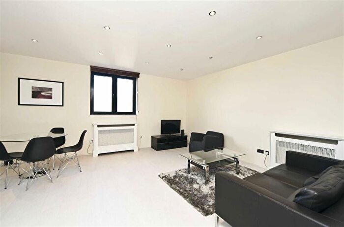 2 Bedroom Flat To Rent In Cromwell Road, South Kensington, SW7