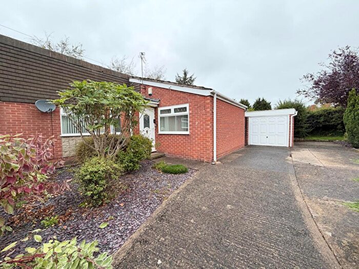 2 Bedroom Bungalow For Sale In Glen Road, Great Sutton, CH66