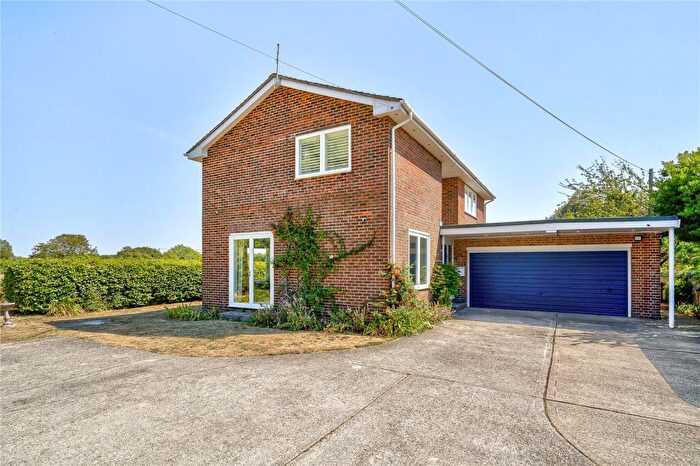 4 Bedroom Detached House For Sale In Sidlesham Common, Sidlesham, Chichester, PO20